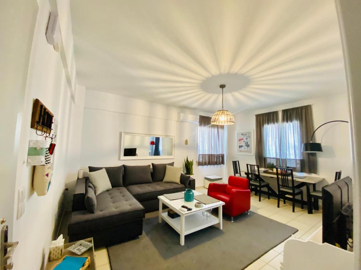 Gianna'S Apartment Central Aigio Cozy And Shining Экстерьер фото