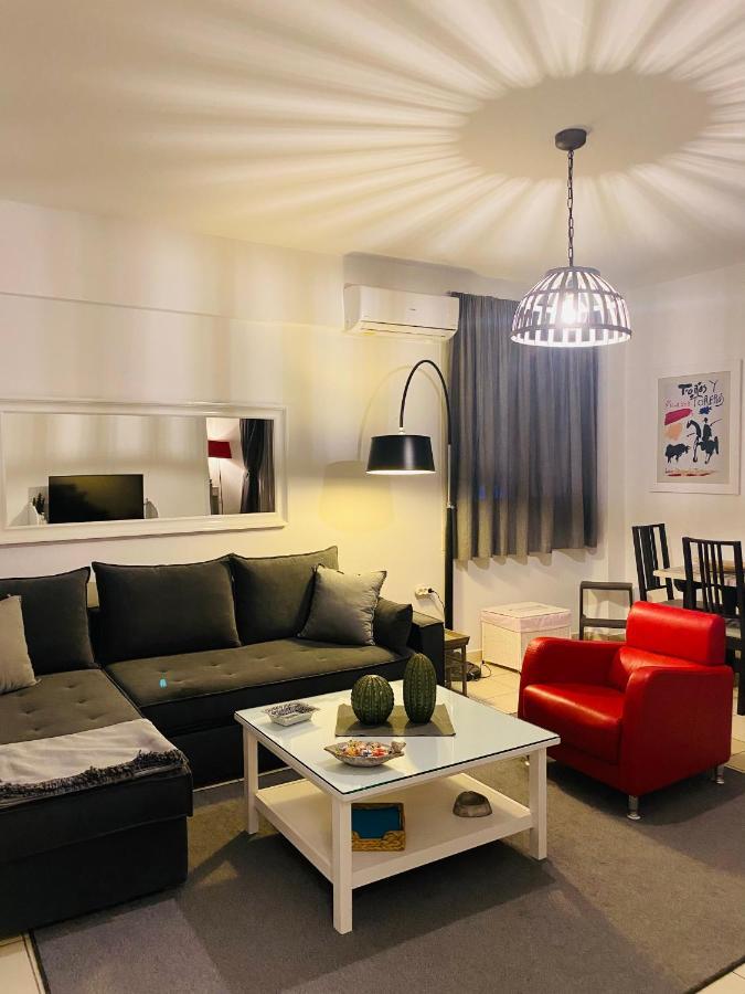 Gianna'S Apartment Central Aigio Cozy And Shining Экстерьер фото