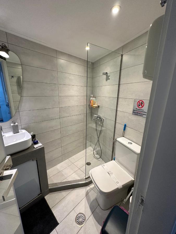 Gianna'S Apartment Central Aigio Cozy And Shining Экстерьер фото