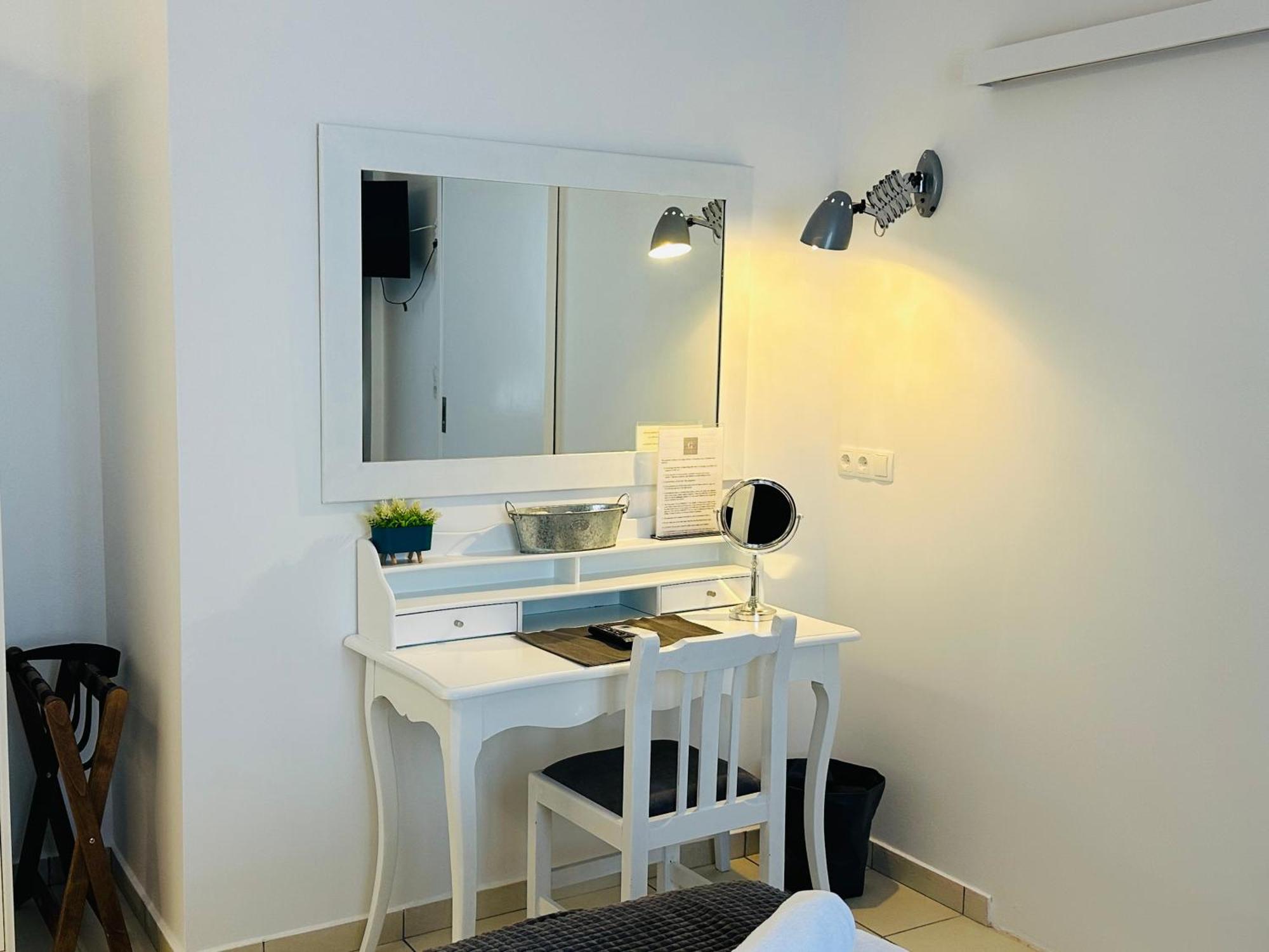 Gianna'S Apartment Central Aigio Cozy And Shining Экстерьер фото